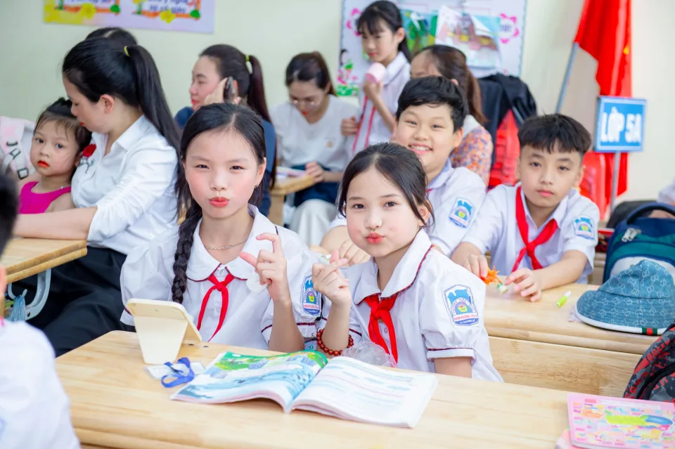 Lớp học kèm 1 thầy 1 trò